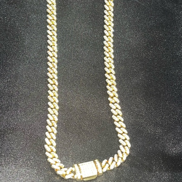 Vvs certified moissanite diamond Cuban link chain, 18 inch, documents included, - Picture 6 of 7